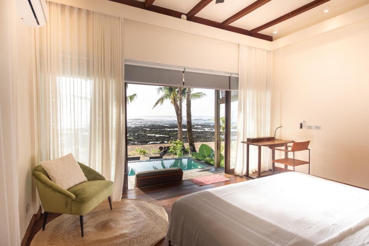 L'Osteria Luxe Beachfront B&B ゼネラル・ルナ エクステリア 写真