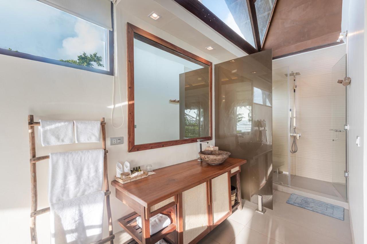 L'Osteria Luxe Beachfront B&B ゼネラル・ルナ エクステリア 写真