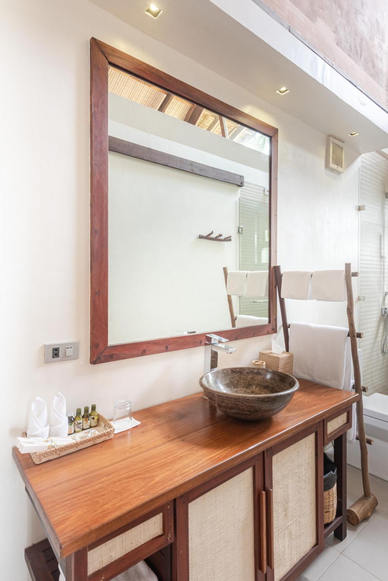 L'Osteria Luxe Beachfront B&B ゼネラル・ルナ エクステリア 写真